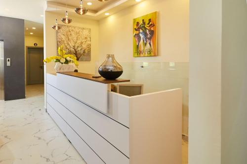 Lobby, The Alima Suites in Cantonments