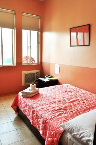 Awesome Hotels Near Colon Street - Coupons Available!