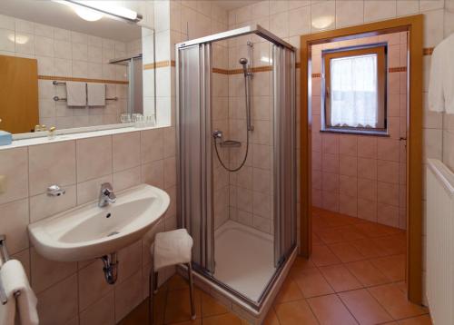 Panorama-Hotel am See - image 10