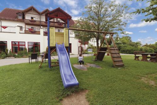 Panorama-Hotel am See - image 4