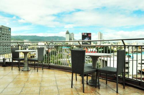 ระเบียง/ชานเรือน, จีวี ทาวเวอร์ โฮเต็ล (GV Tower Hotel) in เซบู