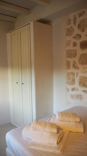 1 double bed