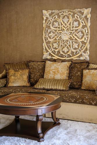 Achtis Hotel - image 11