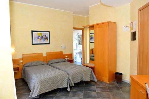 Hotel Blue Rose's - image 10