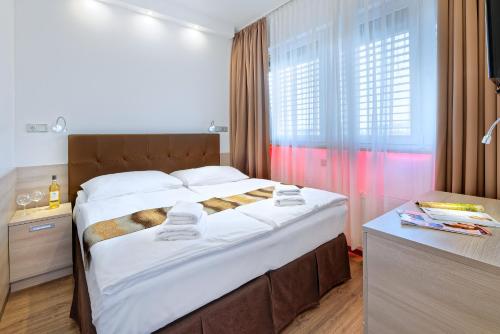 Hotel Aura Design & Garden Pool, Prague (photo 5)