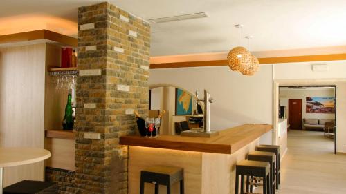 Fuajee, Hotel Iris - Only Adults near Aqualand El Arenal