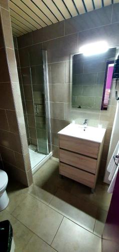 Hôtel des Pyrénées - Entre Bastille et Nation - main image