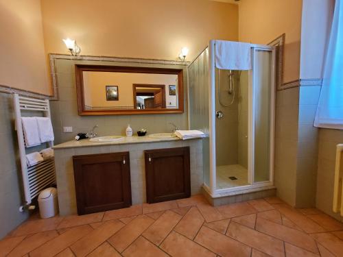 Bathroom, Antica Locanda La Tinara del Belvedere - Romantic Dreams - in Galbiate