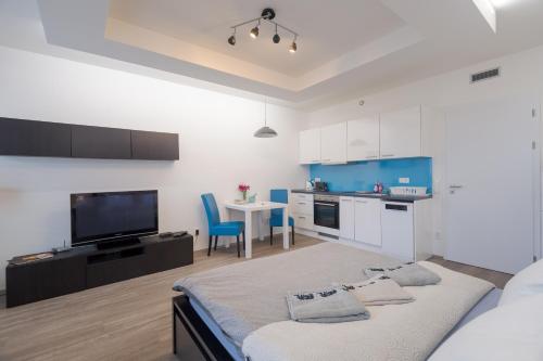 Bright Studio, 10min Centre, Free Parking, Прага (фото 3)