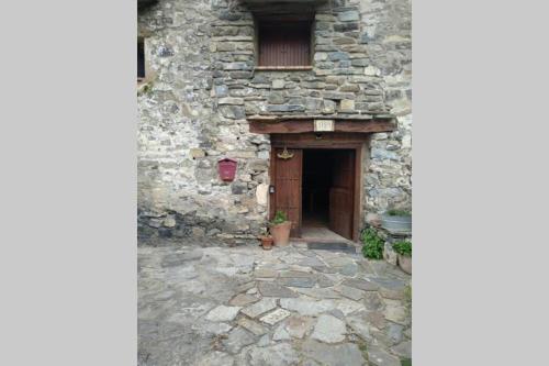 Lugares Comunes. Poyales.