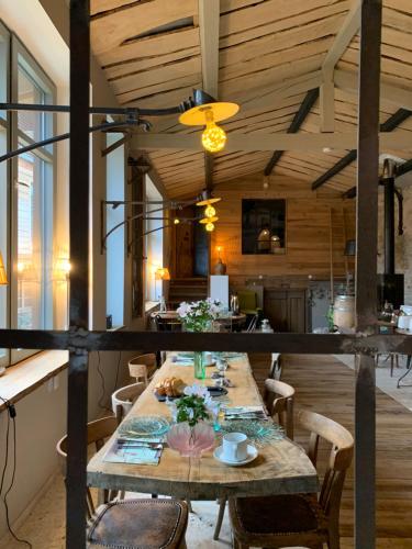 Logis Hotel Nature Cathare in Leran