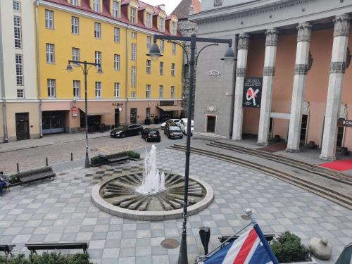 My City Hotel - image 6