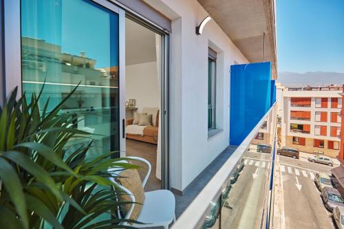 Medano Suites - Tap to explore photos