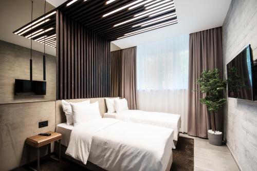 The Location Hotel - image 3