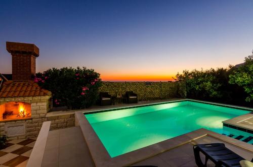 Villa Mateo with Private Pool