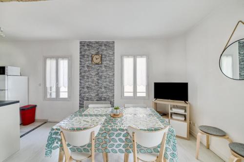 Alandra - Maison de village rénovée proche plage gîte à louer Vias