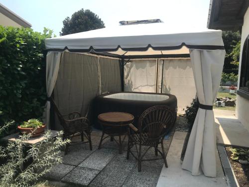 VECCHIA FAVOLA HOUSE