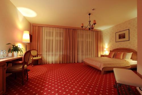 1 double bed, 1 sofa bed