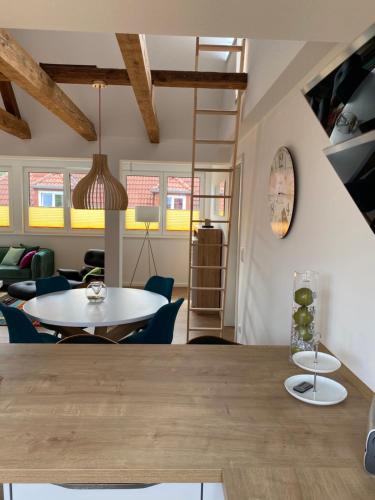 Über den Dächern von Eichwalde (Uber den Dachern von Eichwalde) in 艾希瓦爾德