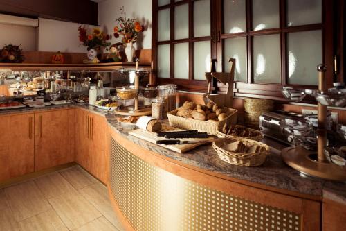 طعام و مشروبات, أبارتهوتل أسترو - نيختراوخرهوتل (Aparthotel Astro - Nichtraucherhotel) in وانجن