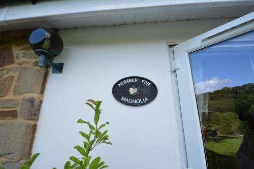 The Paddocks Cottages - main image