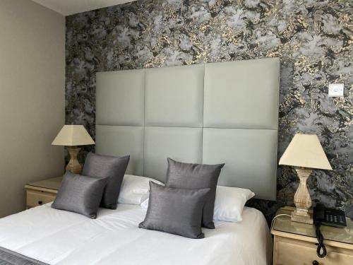 Camelia Hotel - image 11