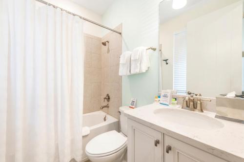 Lovely Cottage with Hot Tub Near Disney at Margaritaville 8085D - main image