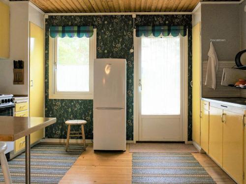Holiday home MELLBYSTRAND III - image 4
