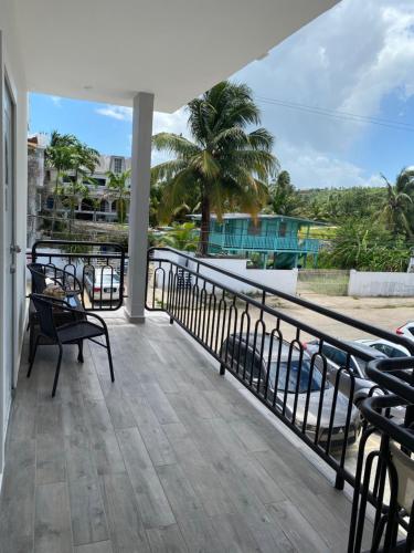 Walk to the Beach 2Min, Cozy, Boutique, Pool, Palmeras Del Mar Isabela in Isabela