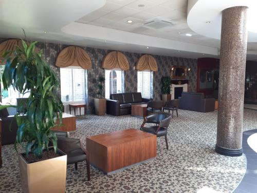 Holiday Inn Barnsley an IHG Hotel - image 12