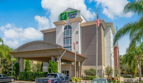 . Holiday Inn Express Hotel & Suites Orlando - Apopka, an IHG Hotel