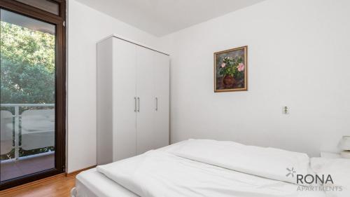  Rona Apartment Natasha in Poreč