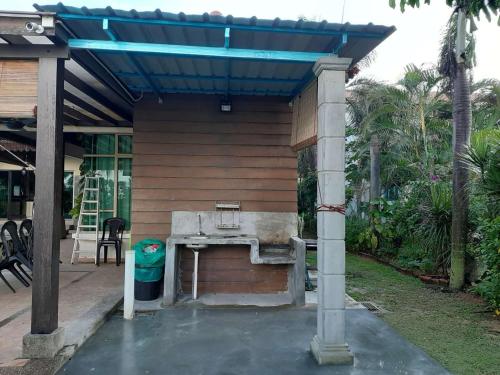 Melaka Beachfront Villa with Pool Melaka Beachfront Villa with Pool