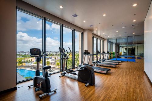 Fitness center, Hotel Nikko Hai Phong in Rao Bridge