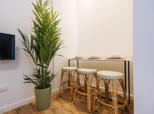 Lola de Triana Apartments Room Type - Standard Apartment