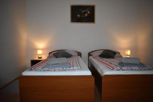 Apartment image 10