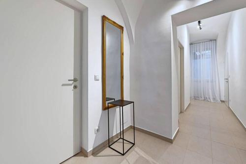 Vienne City Apartment Crown 6 4