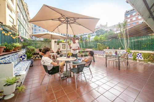 Fabrizzios Terrace Hostel, Barcelona