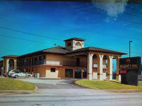 REGENCY INN - image 8