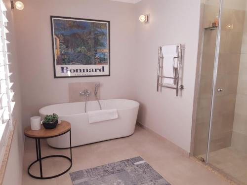 264606797 Amberhall Guesthouse