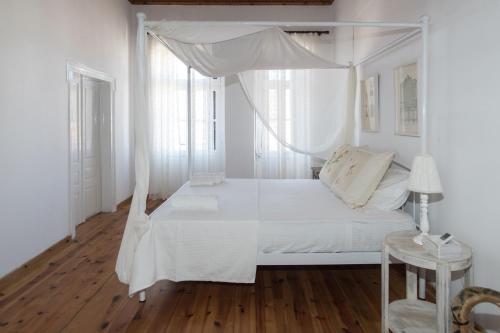 Neoclassical manor house Room Type - Three-Bedroom House