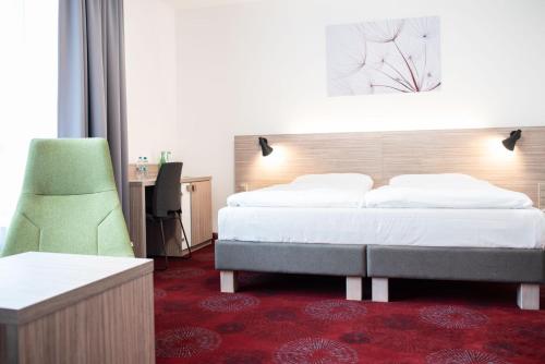 2 twin beds