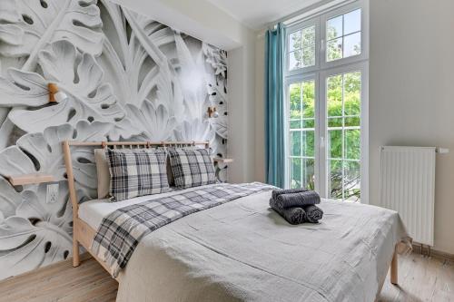 One-Bedroom Apartment image 7