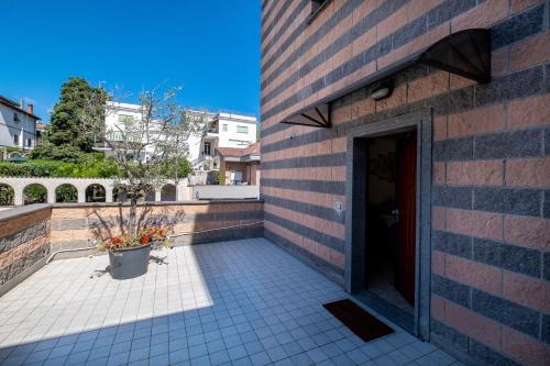 外部景觀, La casa di Lally in 菲亞諾羅馬諾