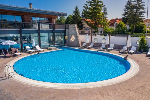Kamengrad Hotel & SPA - image 4