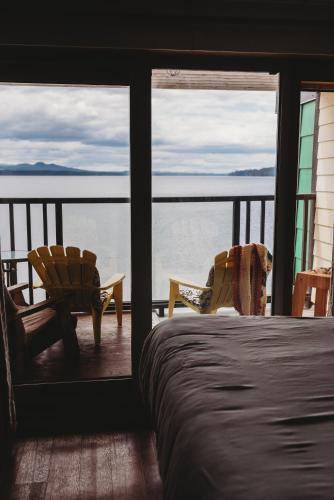 The Oceanfront Hotel in Sointula (BC)