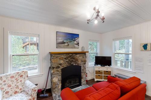 Little Tahoma - image 7