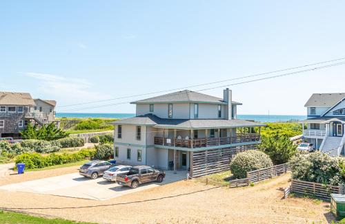 Bella Mare - image 3