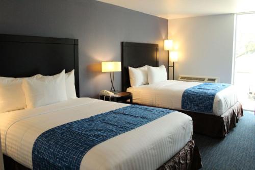 Travelodge by Wyndham Waters Edge Hotel - Racine in Racine, USA