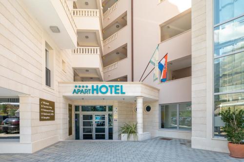 Hotel Tamaris - image 12